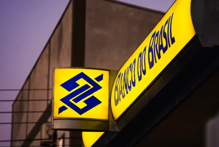 banco-do-brasil-aciona-agu-contra-eduardo-bolsonaro-por-fake-news-para-desestabilizar-banco