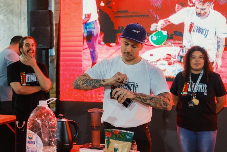 barista-premiado-revela-o-segredo-do-cafe-especial-que-conquista-a-memoria-afetiva