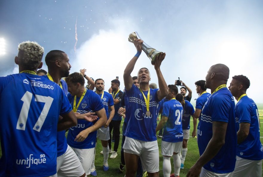 barra-sc-e-o-74o-clube-com-titulo-nacional3B-palmeiras-lidera-com-20-tacas