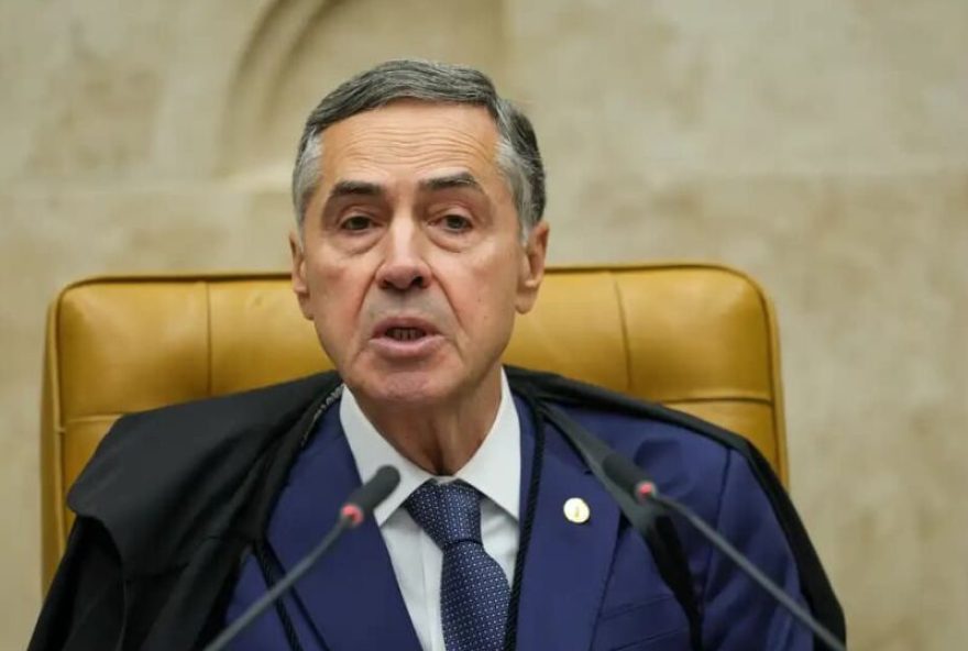 barroso-afirma-que-o-resultado-do-julgamento-de-bolsonaro-no-plenario-do-stf-seria-semelhante