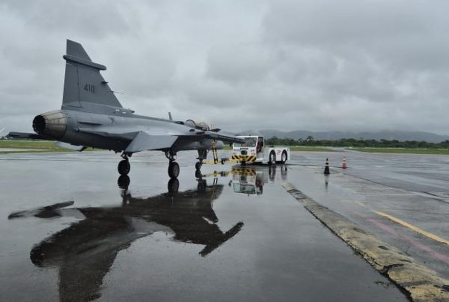 base-aerea-de-anapolis-recebe-novo-caca-f-39-gripen-para-integrar-o-1o-grupo-de-defesa-aerea base-aerea-de-anapolis-recebe-novo-caca-f-39-gripen-para-integrar-o-1o-grupo-de-defesa-aerea
