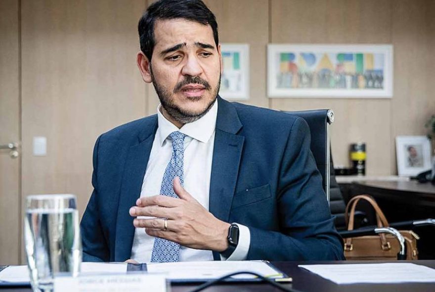 base-de-lula-no-senado-avalia-que2C-atualmente2C-messias-nao-tem-votos-para-ir-ao-stf