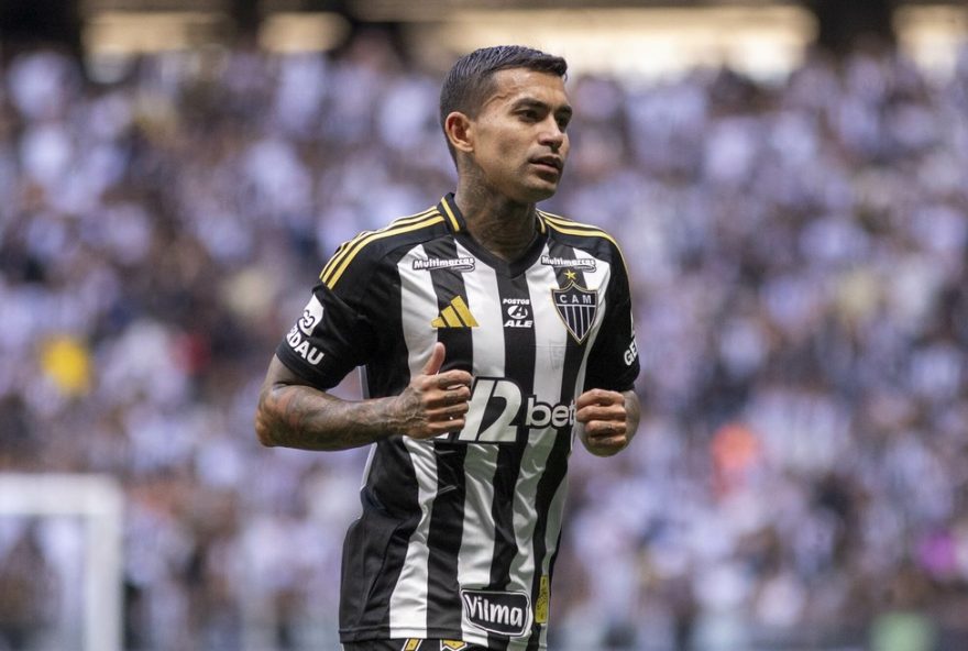 bastidores-de-recuperacao-de-dudu3A-atletico-mg-resgata-pontos-fortes-do-atacante MG - BELO HORIZONTE - 25/10/2025 - BRASILEIRO A 2025, ATLETICO-MG X CEARA - Dudu jogador do Atletico-MG durante partida contra o Ceara no estadio Arena MRV pelo campeonato Brasileiro A 2025. Foto: Fernando Moreno/AGIF