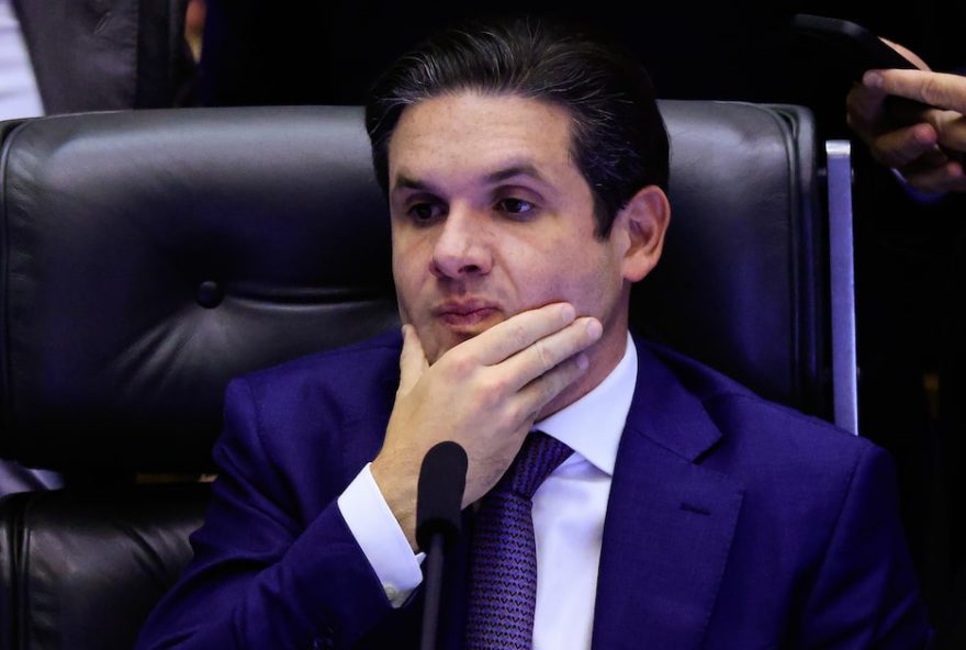 bastidores3A-pressao-na-reta-final-do-ano-na-camara-dos-deputados bastidores3A-pressao-na-reta-final-do-ano-na-camara-dos-deputados