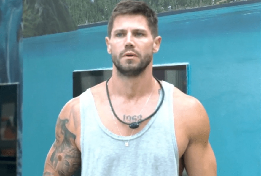 bbb-263A-jonas-leva-todos-da-casa-para-o-ta-com-nada-apos-receber-punicao bbb-263A-jonas-leva-todos-da-casa-para-o-ta-com-nada-apos-receber-punicao