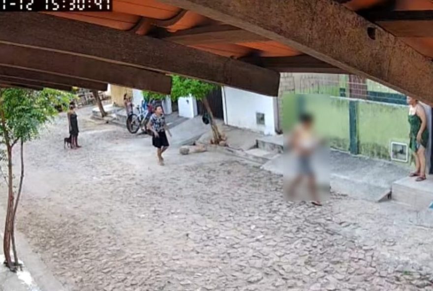 bebe-de-sete-meses-e-encontrado-morto-dentro-de-balde-com-agua3B-principal-suspeita-e-a-prima-da-crianca bebe-de-sete-meses-e-encontrado-morto-dentro-de-balde-com-agua3B-principal-suspeita-e-a-prima-da-crianca