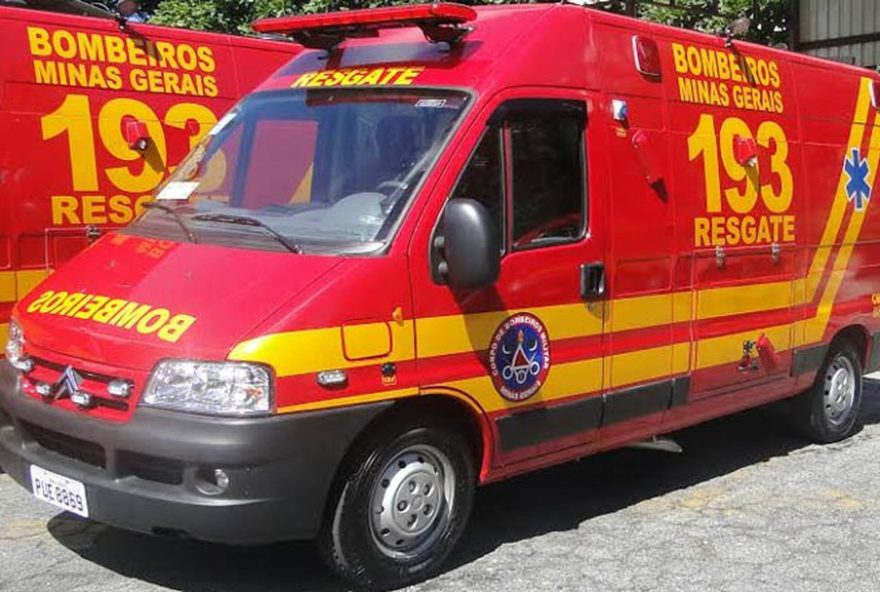 bebe-nasce-dentro-de-ambulancia-dos-bombeiros-em-governador-valadares3A-mae-e-filha-passam-bem-no-hospital-municipal