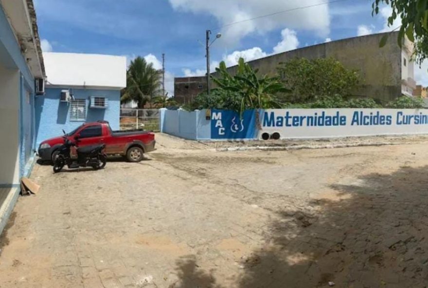 bebe-recem-nascido-abandonado-em-vegetacao-e-resgatado-por-equipe-medica-em-buique2C-pernambuco bebe-recem-nascido-abandonado-em-vegetacao-e-resgatado-por-equipe-medica-em-buique2C-pernambuco