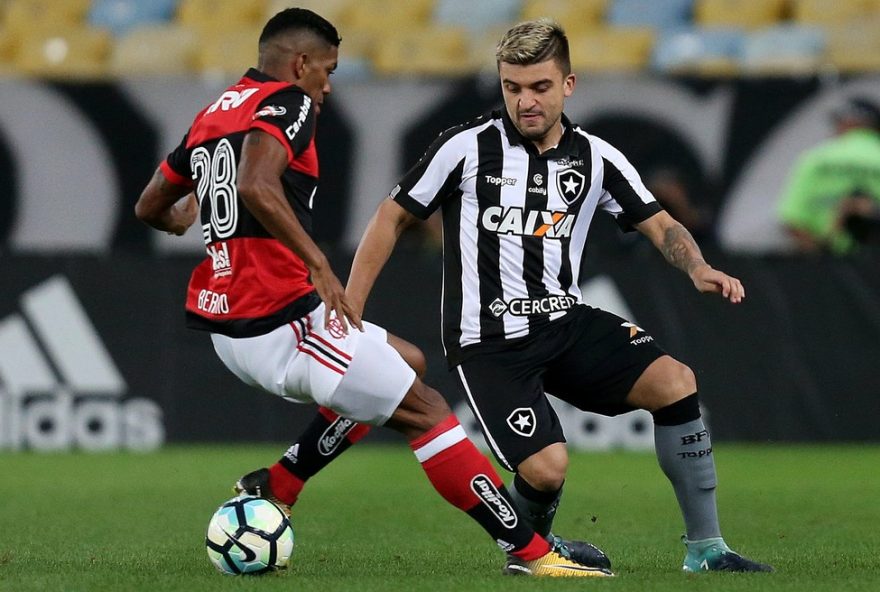 berrio-relembra-drible-genial-em-classico-entre-flamengo-e-botafogo3A-22momento-marcante-na-carreira22