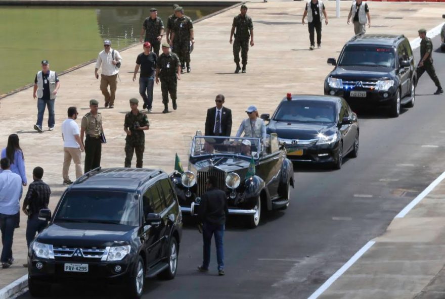 Há cerca de 700 agentes policiais federais envolvidos. Os cuidados preventivos incluem esquadrão antibomba, neutralizadores de drones, bloqueio da Esplanada dos Ministérios. (Foto: Fabio Rodrigues Pozzebom/Agência Brasil)