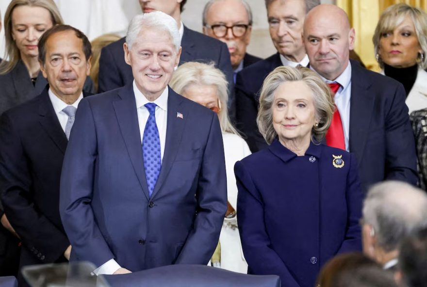bill-e-hillary-clinton-concordam-em-depor-em-investigacao-sobre-epstein3A-transparencia-e-compromisso-com-a-justica bill-e-hillary-clinton-concordam-em-depor-em-investigacao-sobre-epstein3A-transparencia-e-compromisso-com-a-justica