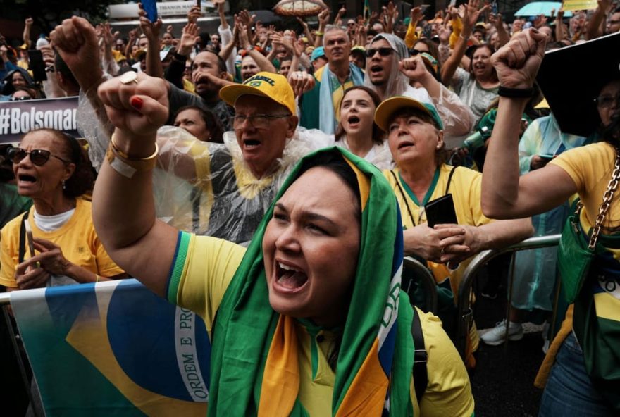 Supporters of Bolsonaro demand courts his transfer to home arrest Supporters of former Brazilian President Jair Bolsonaro shout slogans as they demand courts to transfer Bolsonaro, who is serving a 27‑year sentence for plotting a coup, to house arrest, Sao Paulo, Brazil, January 25, 2026. REUTERS/Alexandre Meneghini