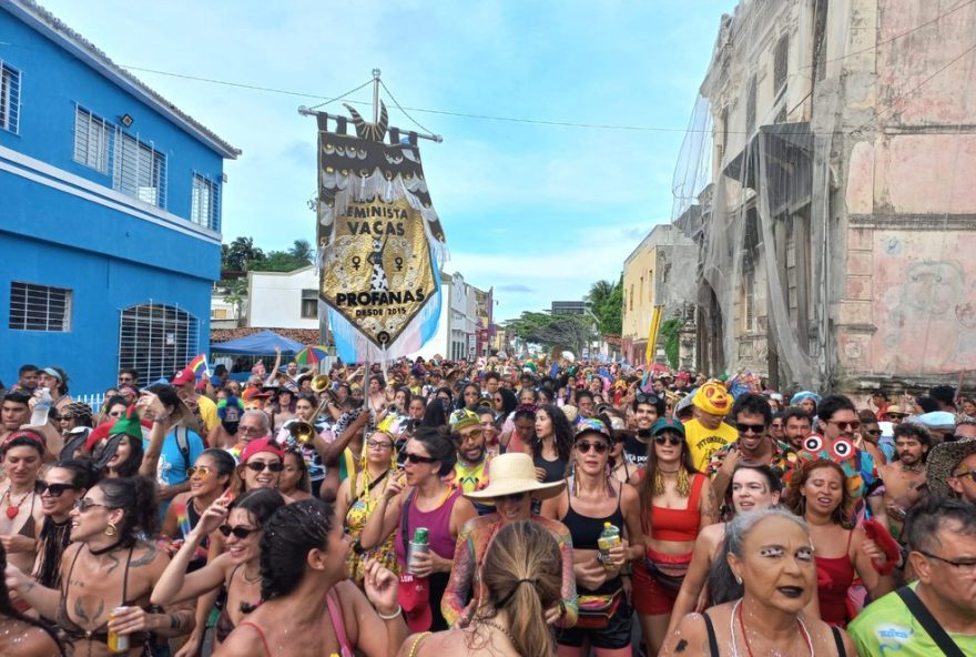 bloco-feminista-vaca-profana-homenageia-mulheres-trans-em-olinda bloco-feminista-vaca-profana-homenageia-mulheres-trans-em-olinda