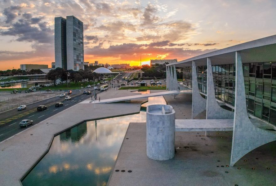 bloqueio-na-via-n1-da-esplanada-dos-ministerios3A-detalhes-e-alerta-de-seguranca bloqueio-na-via-n1-da-esplanada-dos-ministerios3A-detalhes-e-alerta-de-seguranca