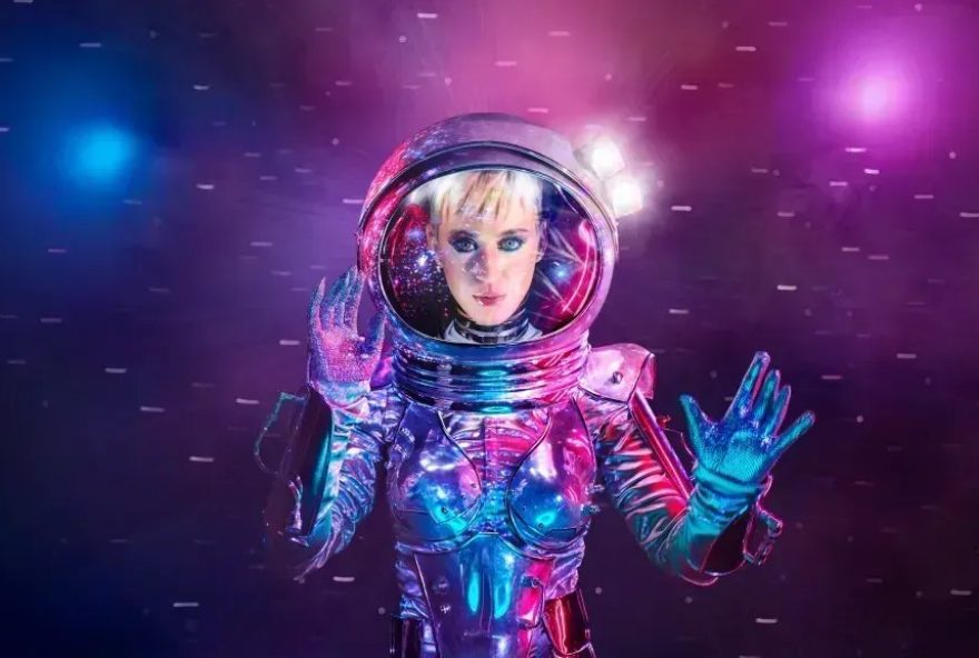 blue-origin-anuncia-katy-perry-e-equipe-feminina-em-voo-ao-espaco3A-marco-na-diversidade-e-inclusao-no-setor-aeroespacial