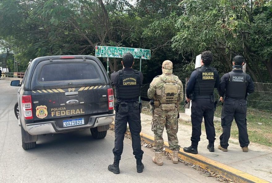 bolivia-entrega-tuta2C-lider-do-pcc2C-a-policia-federal-brasileira