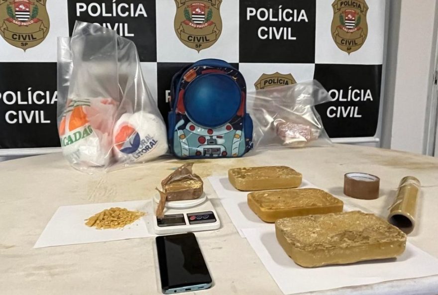 boliviano-e-preso-com-3kg-de-crack-em-ponto-de-distribuicao-na-baixada-santista2C-sp