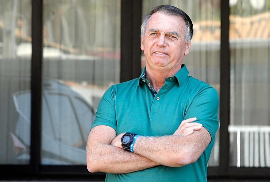 bolsonaro-abandona-la-uci-y-es-trasladado-a-una-habitacion-del-hospital-en-el-que-esta-ingresado bolsonaro-abandona-la-uci-y-es-trasladado-a-una-habitacion-del-hospital-en-el-que-esta-ingresado