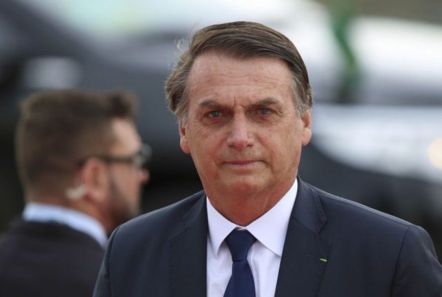 Enfermeira emprestou senha para excluir vacinação de Bolsonaro