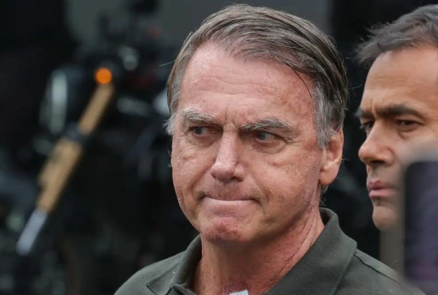 bolsonaro-autorizado-a-sair-da-pf-para-cirurgia2C-mas-sem-prisao-domiciliar bolsonaro-autorizado-a-sair-da-pf-para-cirurgia2C-mas-sem-prisao-domiciliar