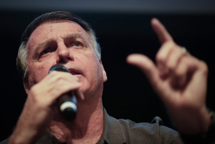 bolsonaro-comenta-video-de-nikolas-ferreira-sobre-o-pix3A-repercussao-e-revogacao-da-norma-da-receita