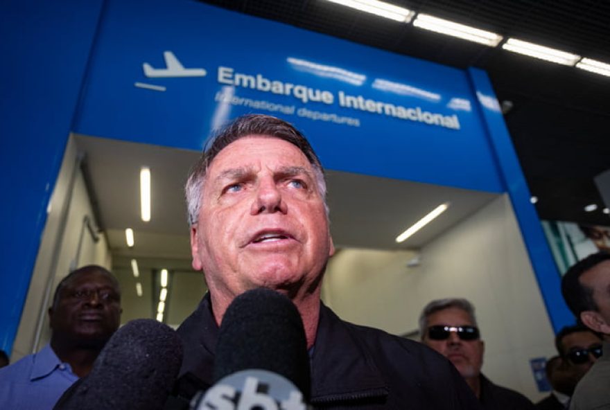 bolsonaro-critica-lei-da-ficha-limpa3A-congresso-discute-reducao-de-impedimento-para-2-anos