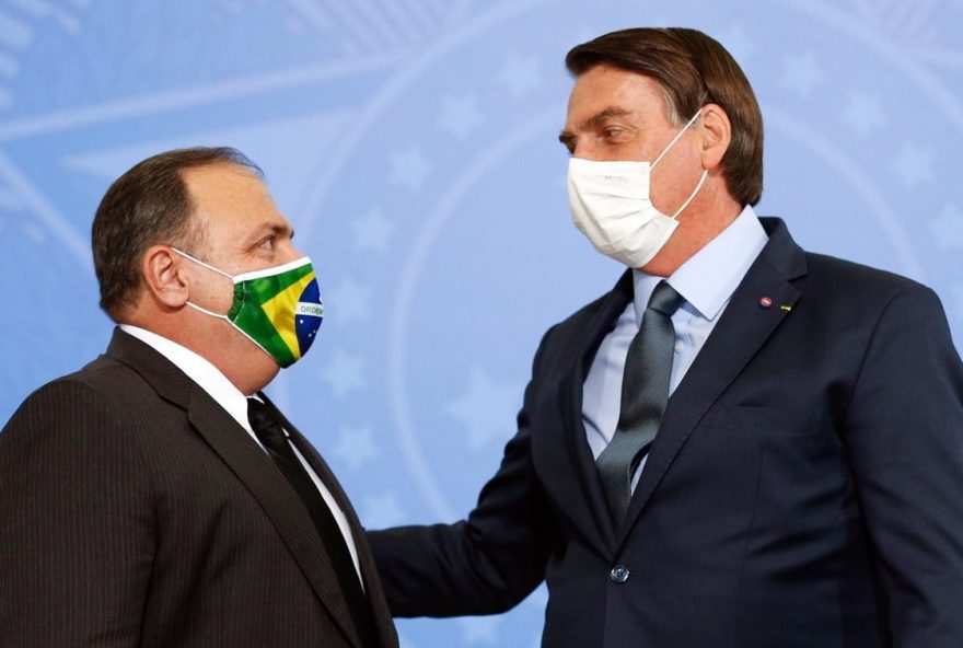 bolsonaro-e-pazuello