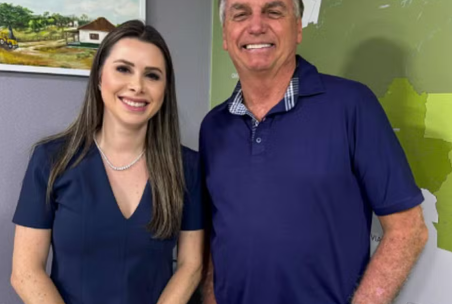 bolsonaro-indica-carol-de-toni-e-carluxo-ao-senado-em-sc-e-contraria-jorginho-melo bolsonaro-indica-carol-de-toni-e-carluxo-ao-senado-em-sc-e-contraria-jorginho-melo