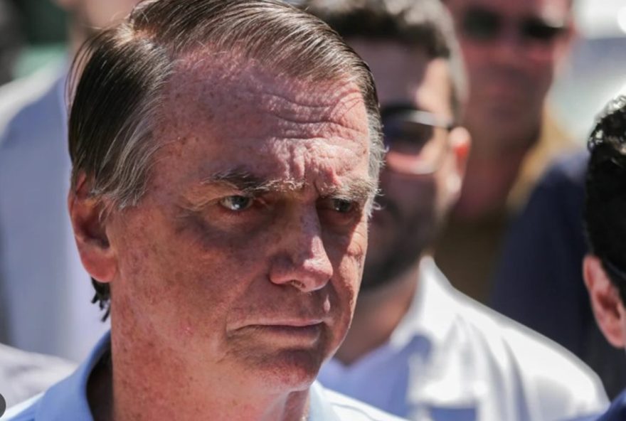bolsonaro-pede-para-permanecer-no-hospital-ate-decisao-sobre-prisao-domiciliar bolsonaro-pede-para-permanecer-no-hospital-ate-decisao-sobre-prisao-domiciliar