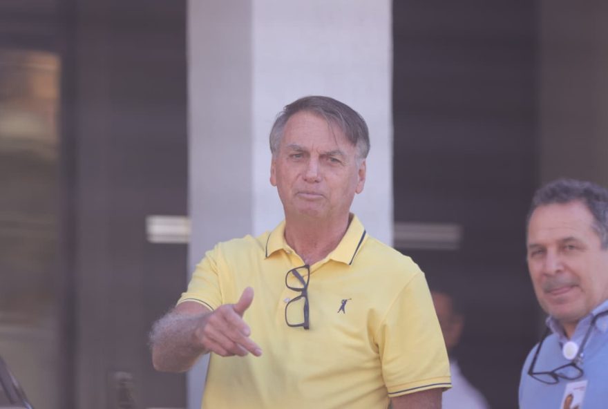 bolsonaro-realiza-exames-medicos-que-indicam-necessidade-de-tratamento