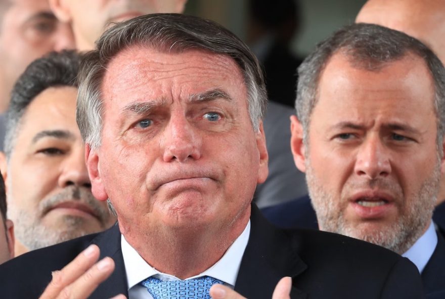 bolsonaro-recua-de-anistia-e-faz-novas-orientacoes-ao-pl3B-entenda