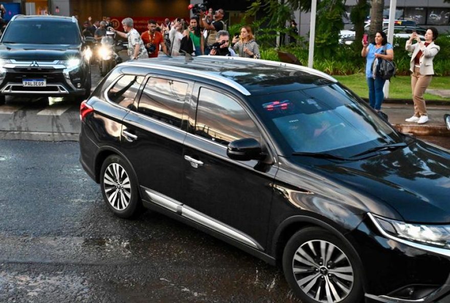 bolsonaro-retorna-a-prisao-apos-ser-operado-pela-oitava-vez bolsonaro-retorna-a-prisao-apos-ser-operado-pela-oitava-vez