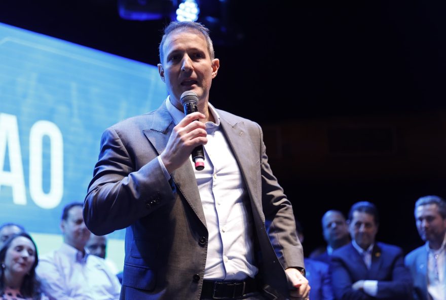 bolsonaro-solicita-permissao-para-visita-de-derrite-na-papudinha bolsonaro-solicita-permissao-para-visita-de-derrite-na-papudinha