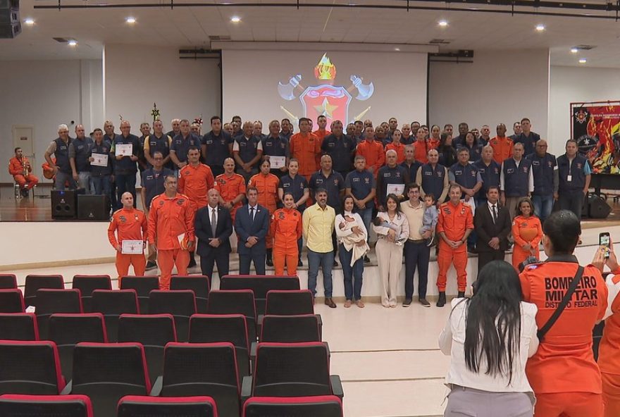 bombeiros-do-df-realizam-atendimentos-por-video-em-casos-de-emergencia2C-salvando-vidas-a-distancia