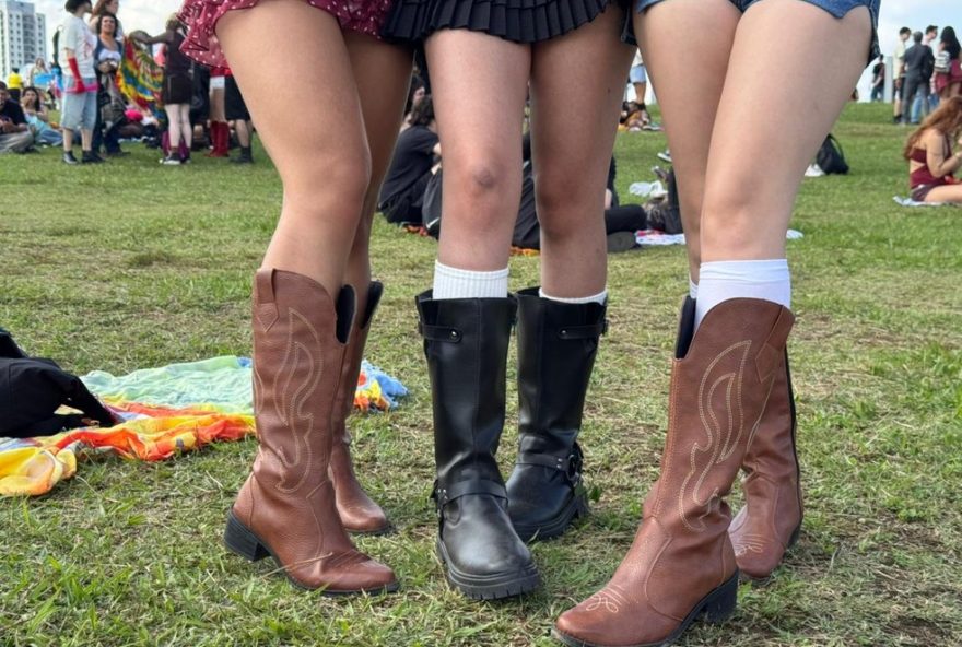 bota-cowboy-se-destaca-no-primeiro-dia-do-lollapalooza-2026 bota-cowboy-se-destaca-no-primeiro-dia-do-lollapalooza-2026