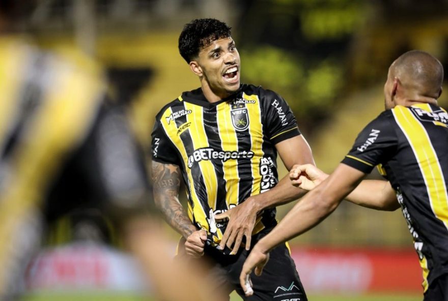 botafogo-avanca-por-contratacao-do-zagueiro-gabriel-bahia-do-volta-redonda-para-reforcar-defesa-no-brasileiro