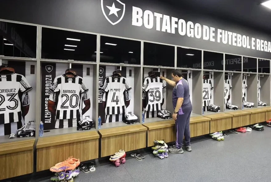 botafogo-escalado-com-jeffinho-e-arthur-cabral-na-frente-para-enfrentar-o-bahia