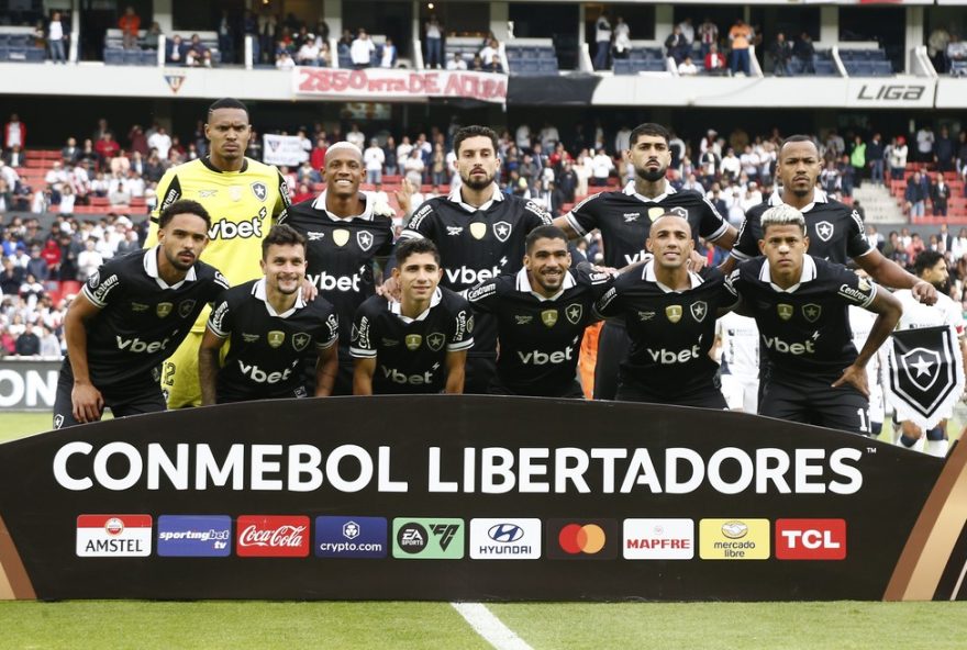 botafogo-perde-r24-171-milhoes-apos-eliminacao-na-libertadores-20253A-impactos-financeiros-e-caminho-para-recuperacao