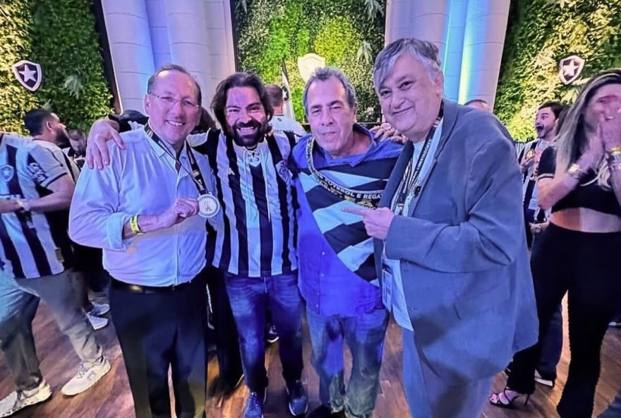 botafogo-social-pede-caucao-da-eagle-e-inclusao-de-textor-como-reu-em-divida-de-r24-12C5-bilhao botafogo-social-pede-caucao-da-eagle-e-inclusao-de-textor-como-reu-em-divida-de-r24-12C5-bilhao