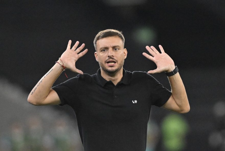 botafogo-vence-e-sai-da-zona-de-rebaixamento3A-martin-anselmi-deixa-o-comando botafogo-vence-e-sai-da-zona-de-rebaixamento3A-martin-anselmi-deixa-o-comando