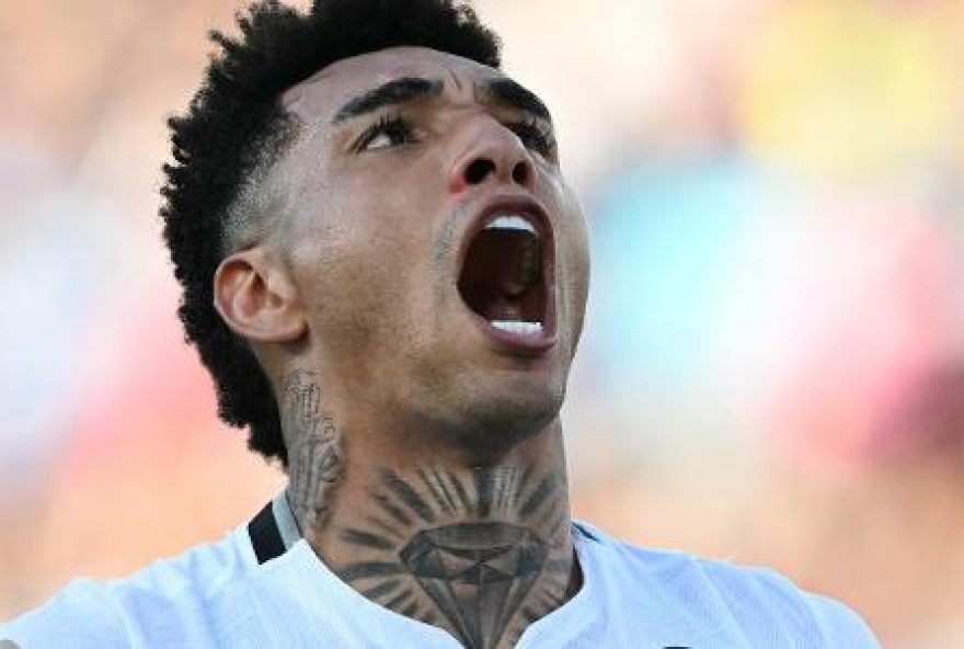 botafogo-vence-psg-com-golpe-fatal-de-igor-jesus-e-encaminha-vaga
