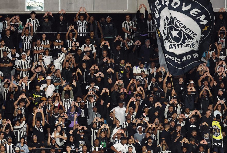 botafogo-x-palmeiras3A-ingressos-a-venda-na-internet-para-publico-geral