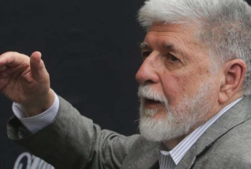 brasil-deve-manter-postura-de-defesa-sul-americana2C-afirma-amorim-sobre-operacao-de-trump-perto-da-venezuela brasil-deve-manter-postura-de-defesa-sul-americana2C-afirma-amorim-sobre-operacao-de-trump-perto-da-venezuela