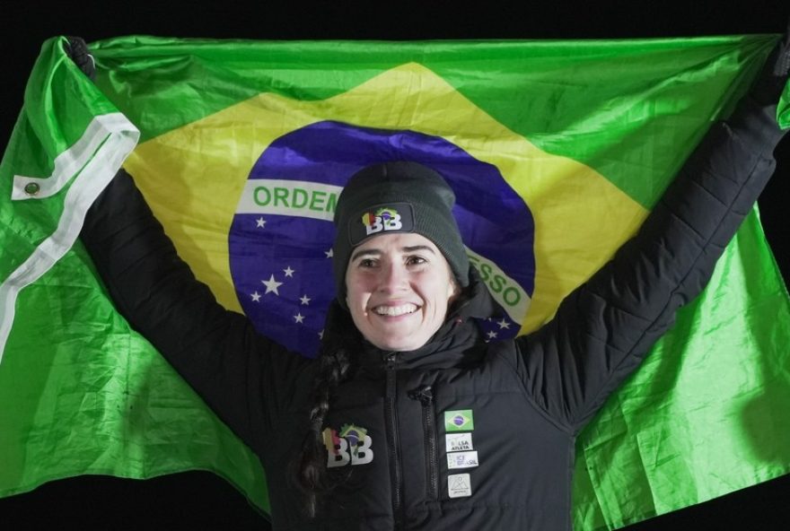 brasil-divulga-seis-convocados-para-olimpiadas-de-inverno-20263A-nicole-silveira-e-edson-bindilatti-lideram-equipe-de-bobsled brasil-divulga-seis-convocados-para-olimpiadas-de-inverno-20263A-nicole-silveira-e-edson-bindilatti-lideram-equipe-de-bobsled