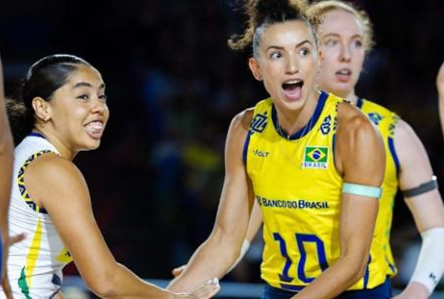 brasil-faz-virada-epica-e-vence-a-franca-no-tie-break-pelo-mundial-de-volei-feminino