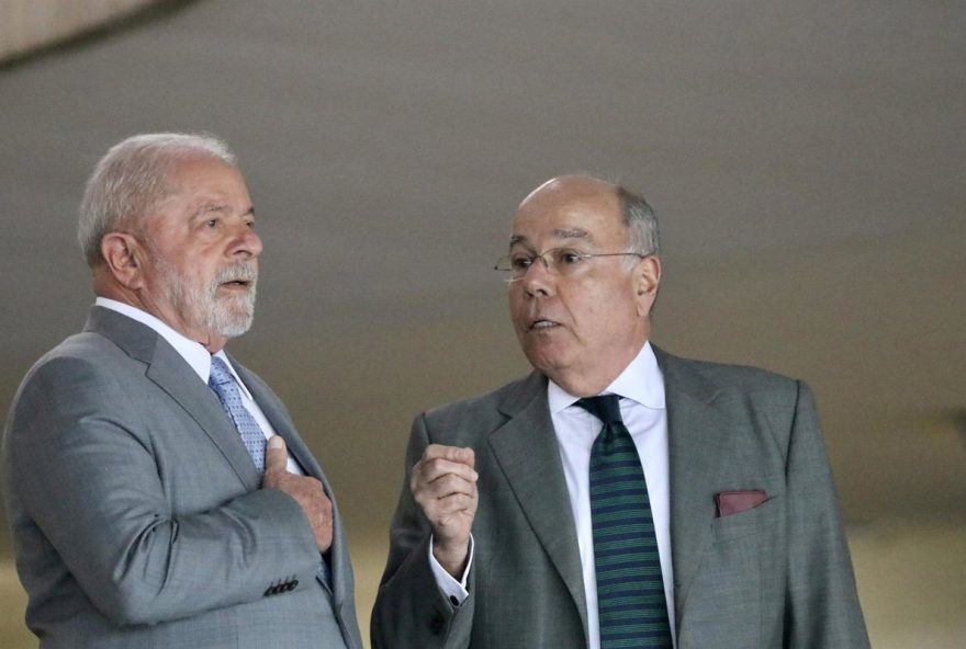 02/05/2023 May 2, 2023, Brasilia, Distrito Federal, Brasil: (INT) President of Brazil holds meeting at Itamaraty in Brasilia. May 02, 2023. Brasilia, Distrito Federal, Brazil: President of the Federative Republic of Brazil Luiz Inacio Lula da Silva and Minister of Foreign Affairs Mauro Vieira waiting for the Meeting with the Prime Minister of the Republic of Cape Verde, Ulisses Correia and Silva, on the afternoon of Tuesday, May 2, 2023 at the Itamaraty Palace in Brasilia.Credit: Frederico Brasil/Thenews2 (Foto: Frederico Brasil/TheNews2/Zumapress)
POLITICA 
Europa Press/Contacto/Frederico Brasil