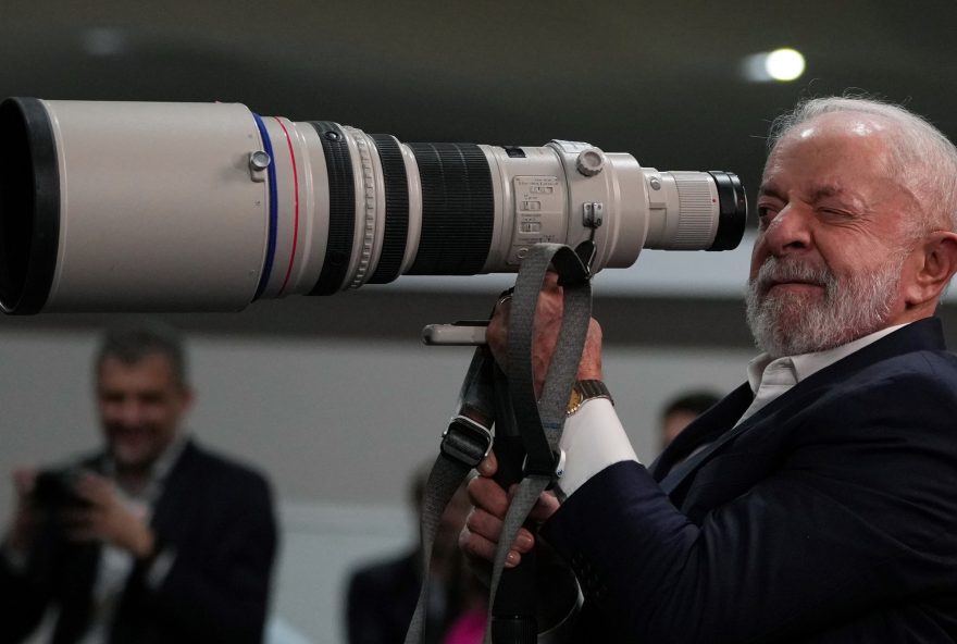 brasil3A-lula-da-silva-lidera-por-15-pontos-contra-o-filho-de-jair-bolsonaro2C-indica-pesquisa brasil3A-lula-da-silva-lidera-por-15-pontos-contra-o-filho-de-jair-bolsonaro2C-indica-pesquisa