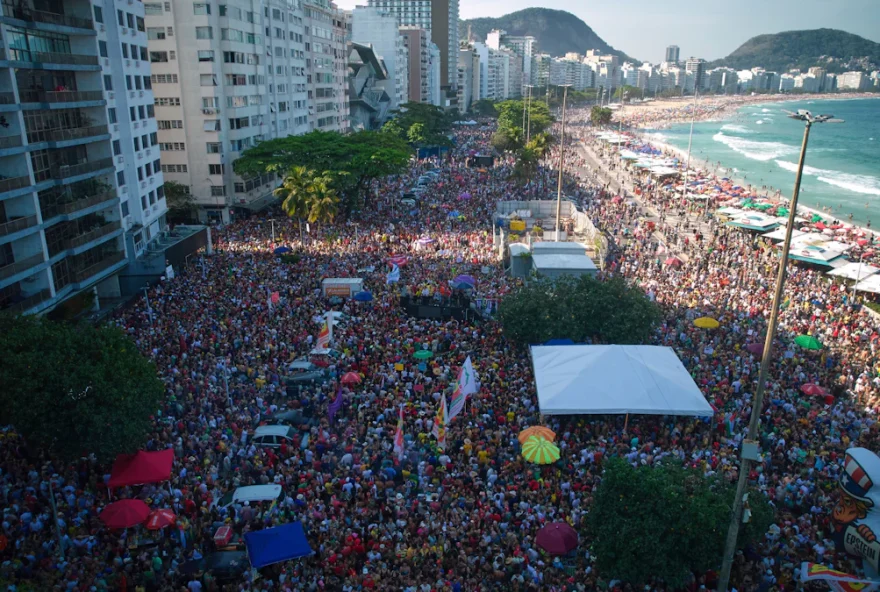 brasil3A-massenproteste-gegen-geplante-amnestie-fur-bolsonaro