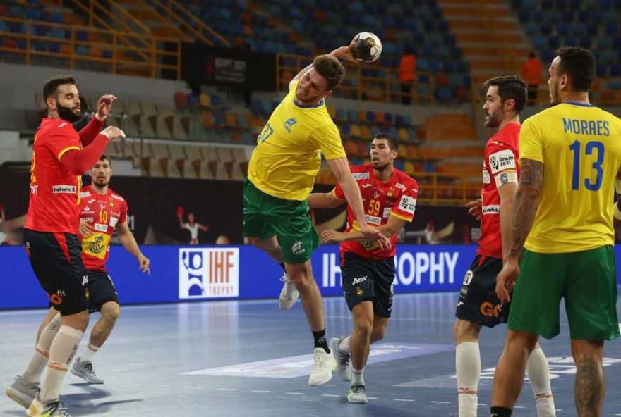 brasil_empata_com_espanha_handebol_mundial