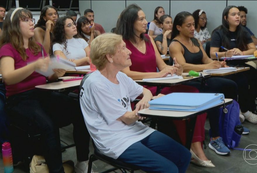 brasileira-de-91-anos-inicia-faculdade-de-nutricao-em-guarulhos